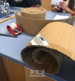 用纸板箱怎么做宠物猫