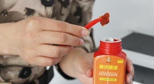 宠物狗老是挠痒怎么办啊