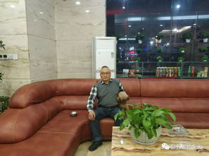 宠物狗躲在床底怎么办啊