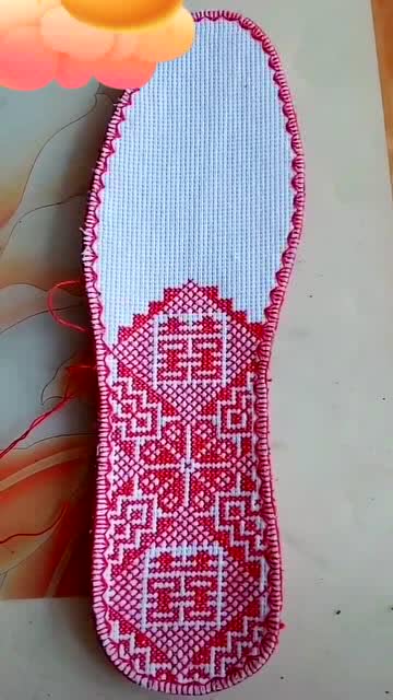 怎么样给宠物狗做鞋垫子