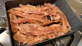 给宠物狗怎么做鸡肉冻干